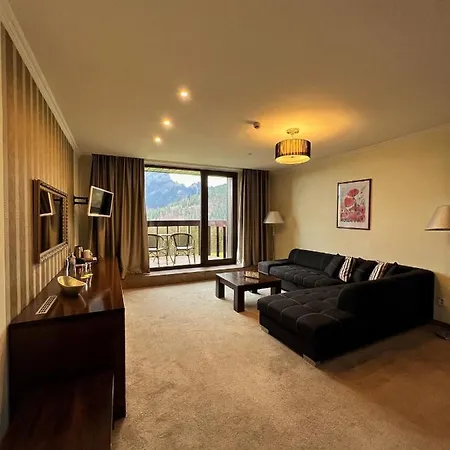 President Montfort Ждьяр