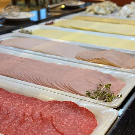 ホテル President Montfort