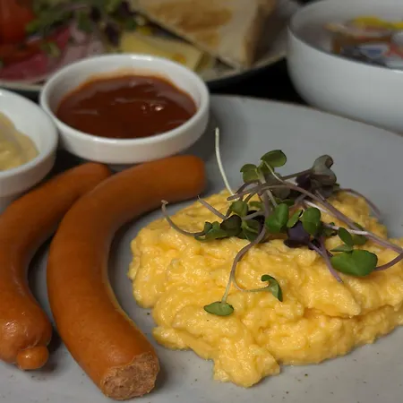 President Montfort Ждьяр