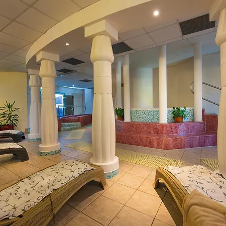 President Montfort ホテル 4*