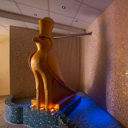 President Montfort 4*