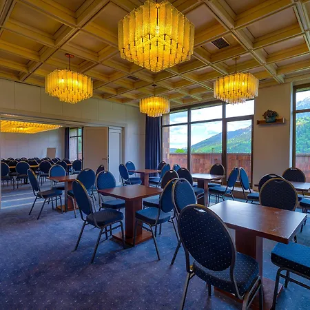 Отель President Montfort 4*